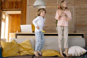 kids furniture store